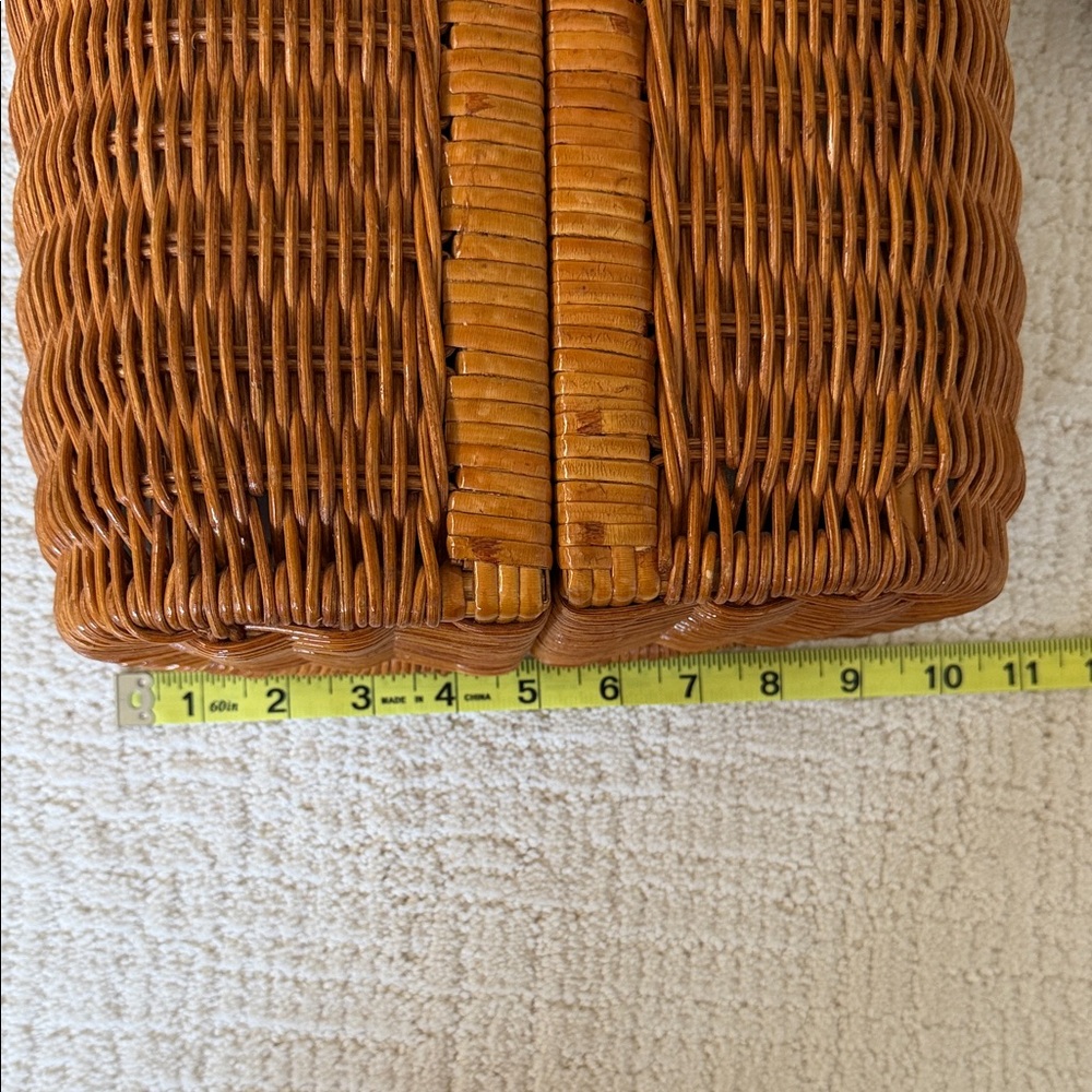 NWT Vintage Picnic Time “Bacchus” Rattan Insulated Wine Basket Shoulder Strap - Picture 8 of 15